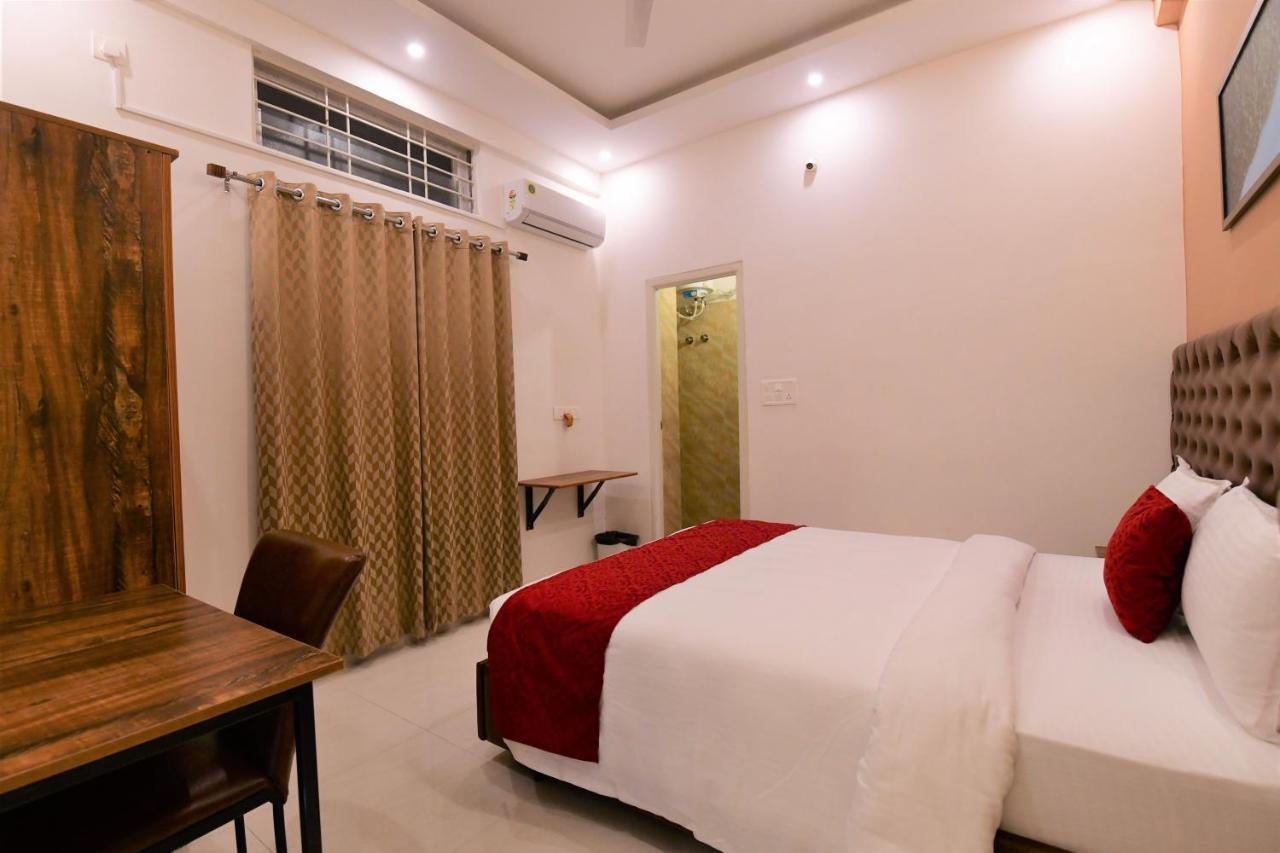 Xcel Luxury Hotel Apartments-Home Living Redefined ไมซอร์ ภายนอก รูปภาพ